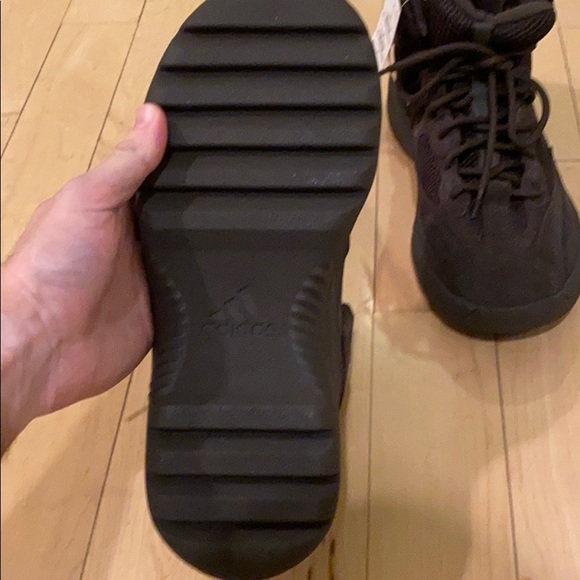 Yeezy DSRT Boot Oil 4 (2019)  l size 10 adult - Picture 7 of 8